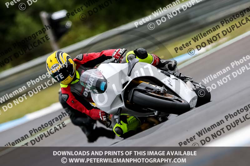 estoril;event digital images;motorbikes;no limits;peter wileman photography;portugal;trackday;trackday digital images